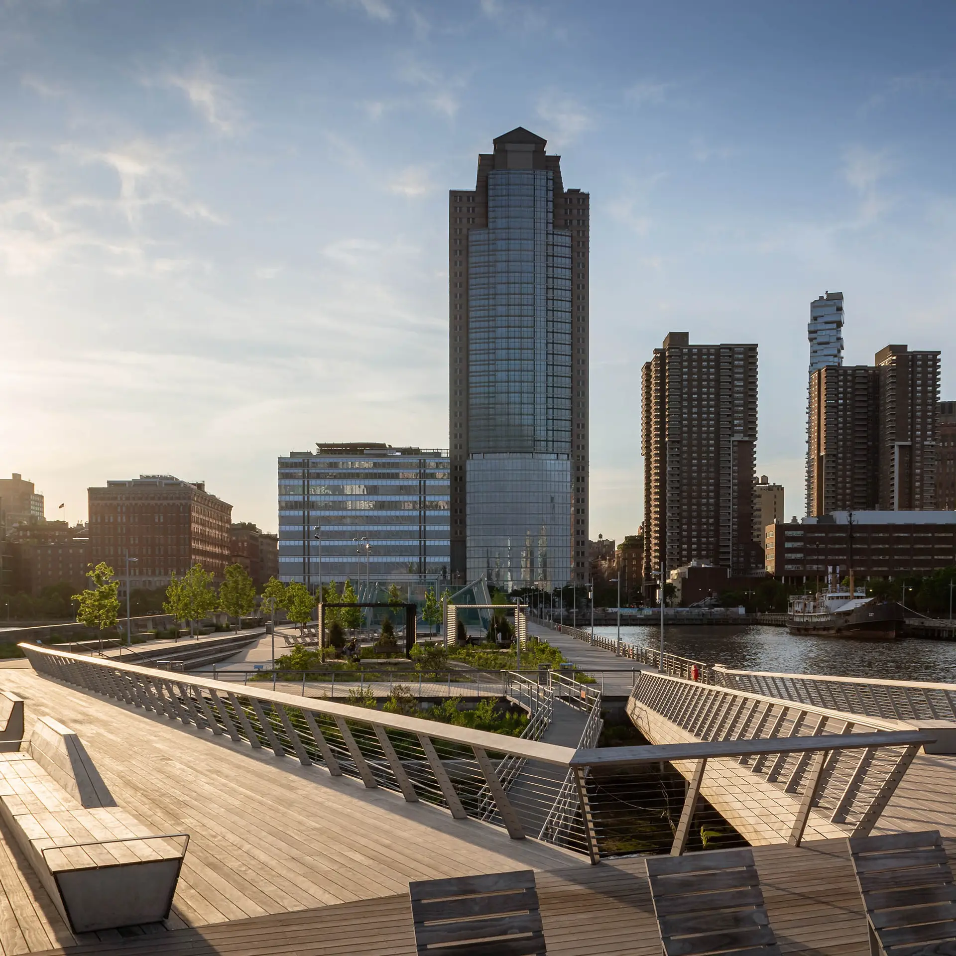 Composite Decking vs. Kebony Decking in Chicagoland: How to Choose the Right Deck for Your Home